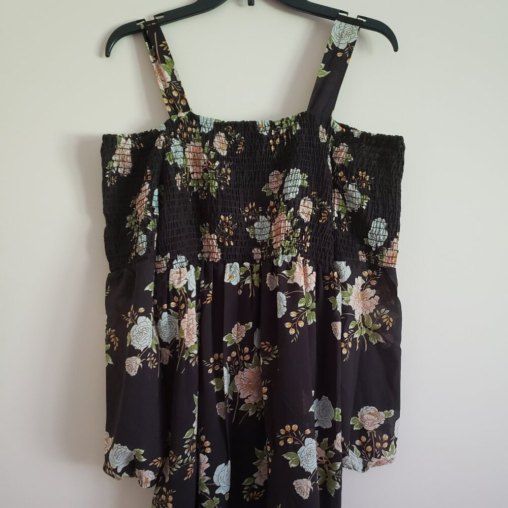 ECI New York Cold Shoulder Floral Dress